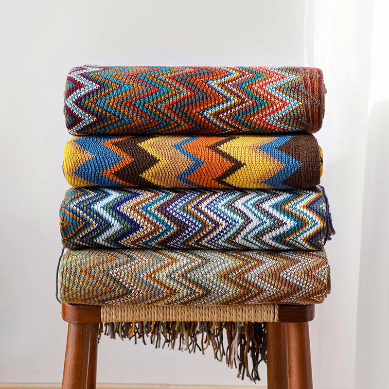 Plaid i bomuld og akryl – boho-chic zigzagstruktur med håndbundne frynser