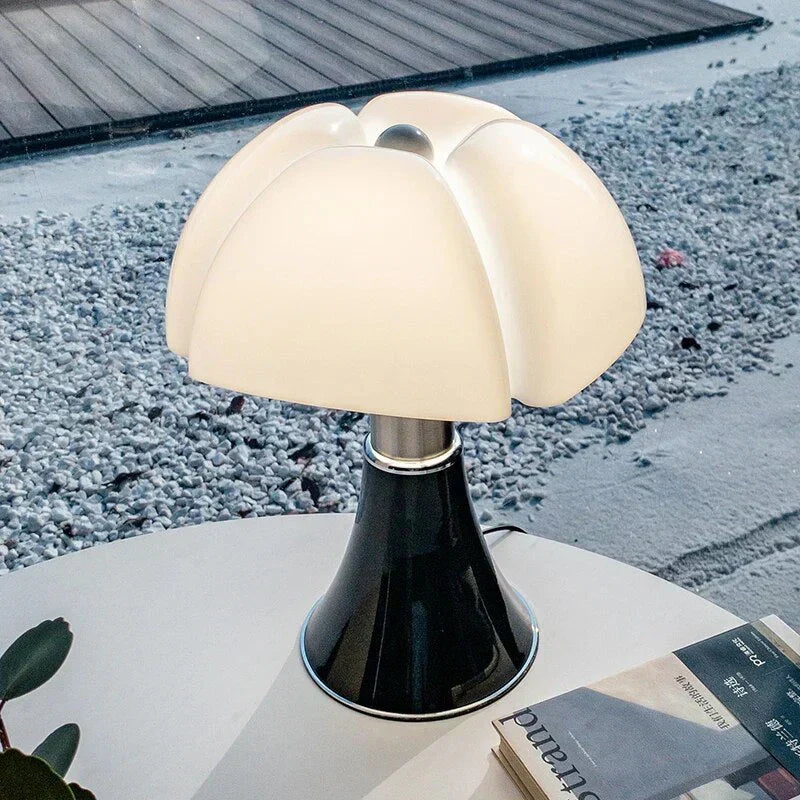 Lampa stołowa FloraLuxe z motywem kwiatowym, regulowane oświetlenie LED ambientowe