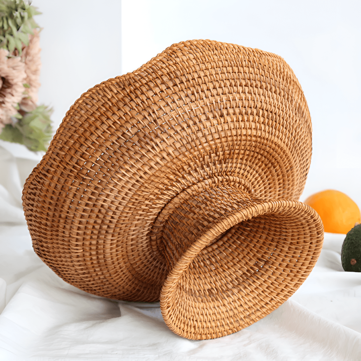 Handgeflochtener Obstkorb aus Rattan – natürliche dekorative Aufbewahrung für zu Hause