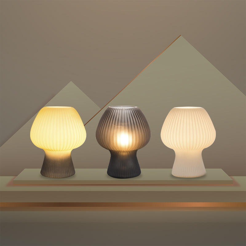 Vintage bordlampe med tidløst design og varmt lys