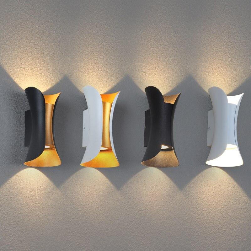 Art Deco-væglampe i aluminium og akryl til udendørs brug med varm hvid LED