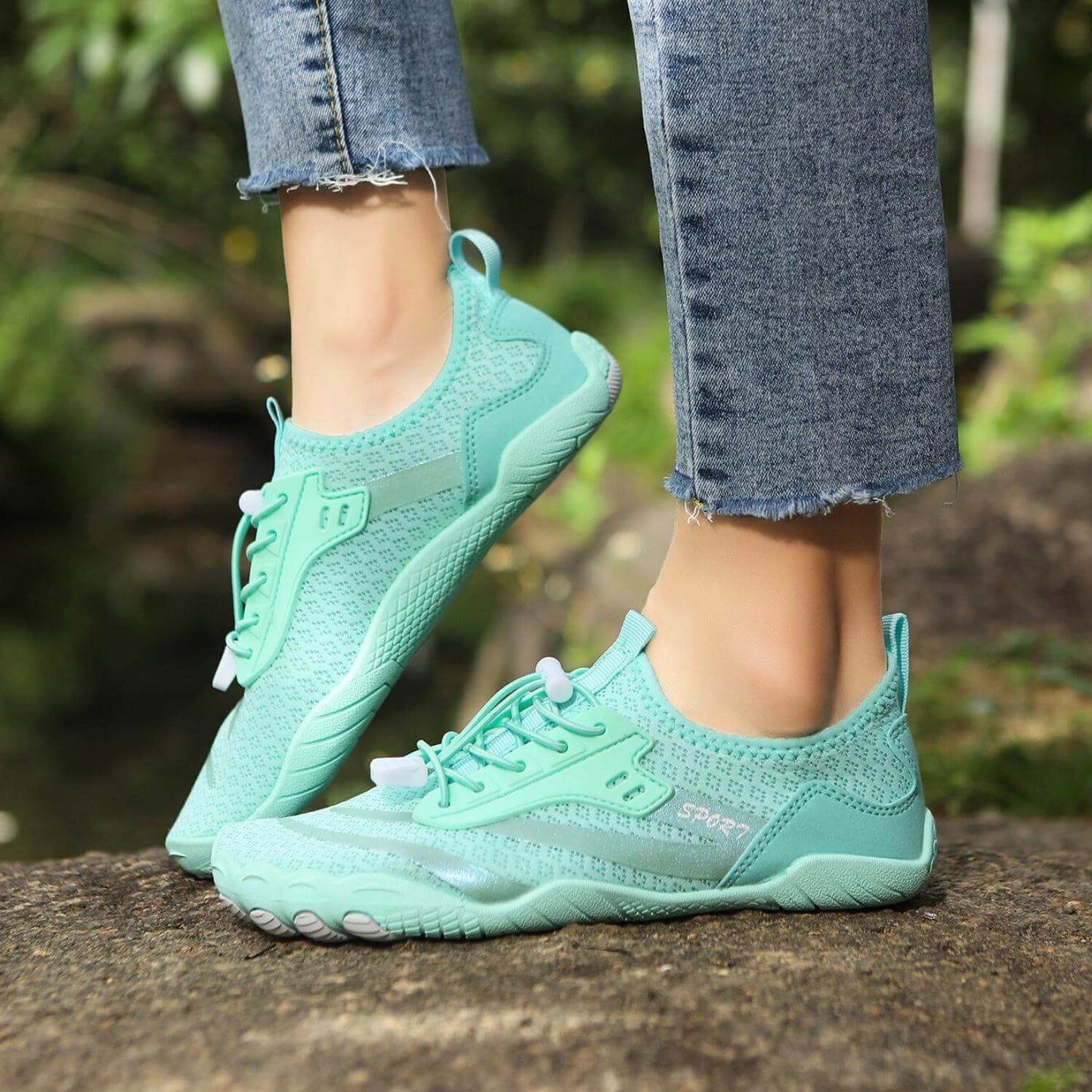Minimalistyczne buty barefoot z szerokim przodem i zerowym spadkiem, lekkie i elastyczne