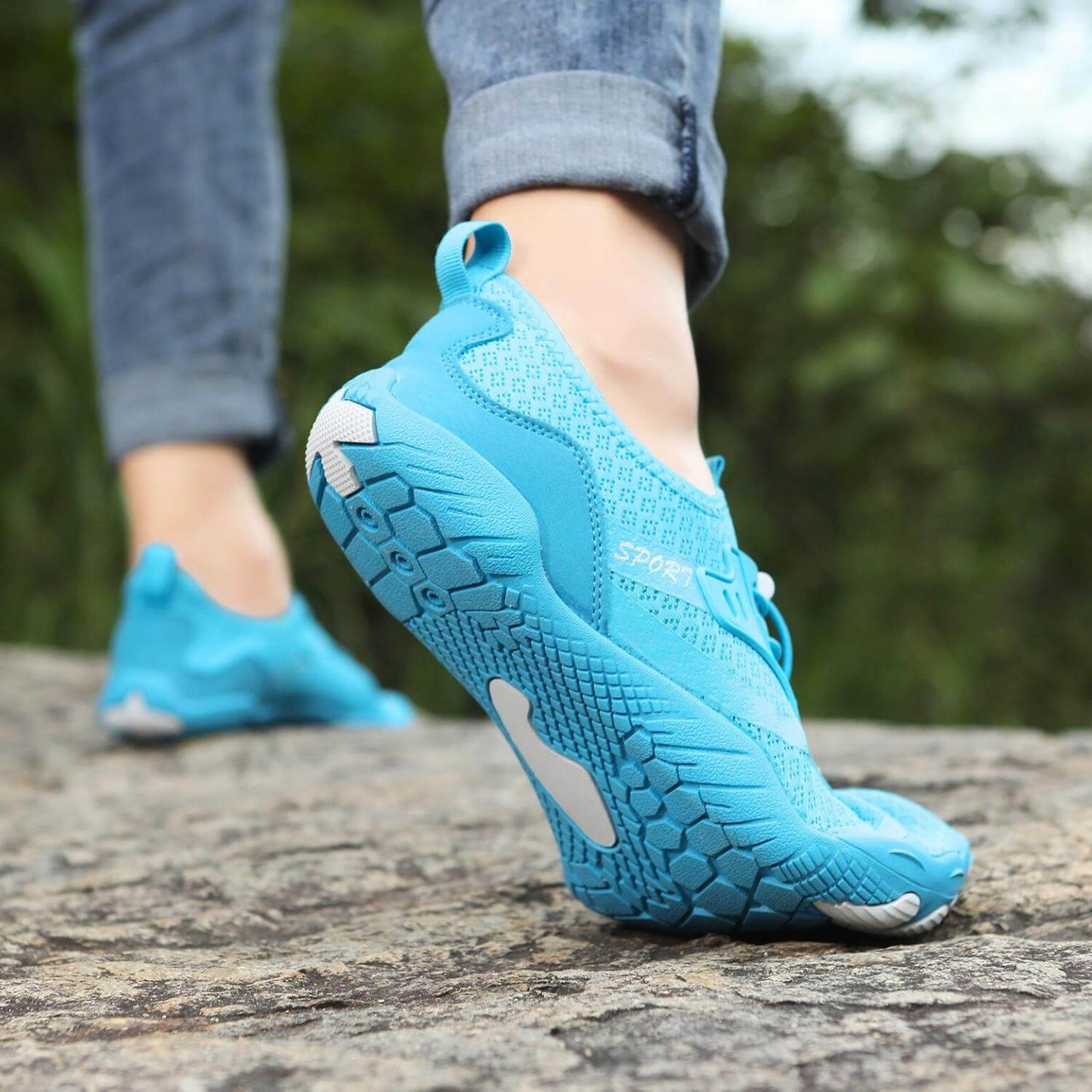 Minimalistyczne buty barefoot z szerokim przodem i zerowym spadkiem, lekkie i elastyczne