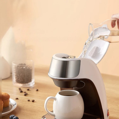 CaféNest Kompakte automatische Kaffeemaschine mit Keramiktasse