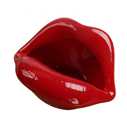 Keramischer Aschenbecher in Lippenform mit verspieltem Cartoon-Design