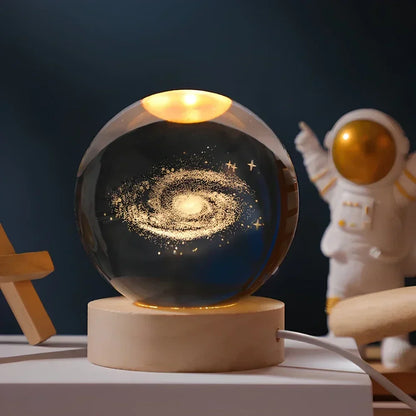 Krystalkugle med indgraveret 3D-planet LED-natlampe USB-bordlampe