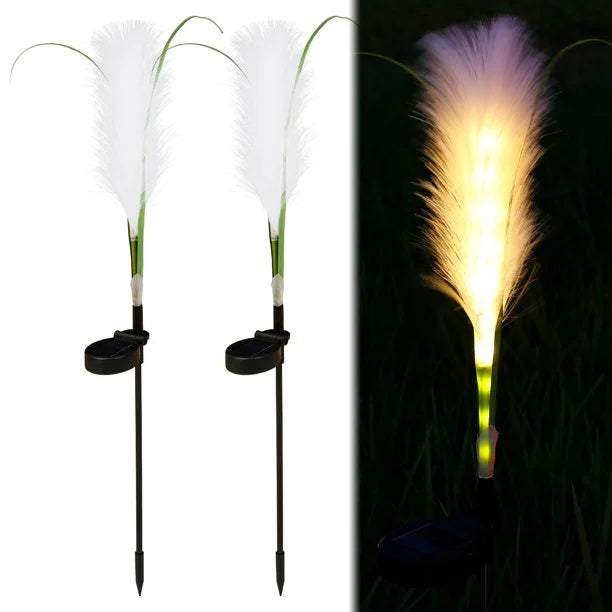 Dekorative solcellelamper til haven med sivinspireret design