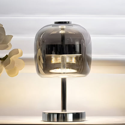 Dæmpbar glasbordlampe med touchbetjening og USB-strøm
