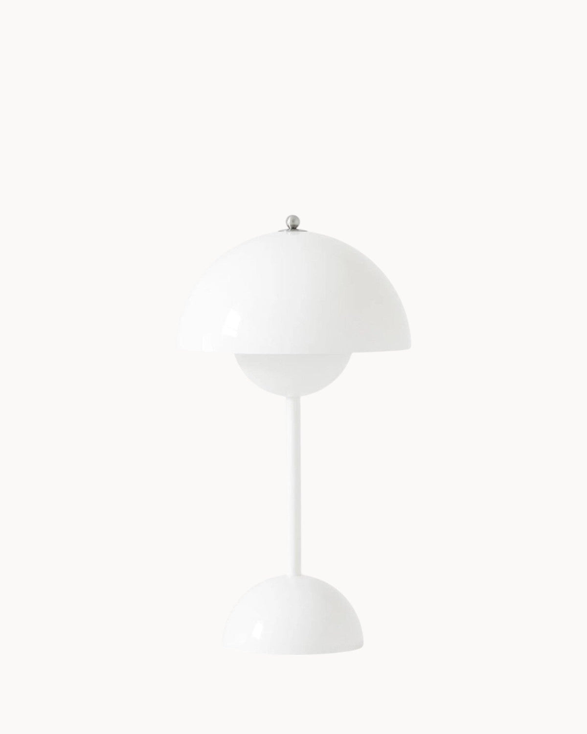 Ściemniana lampa stołowa LED o skandynawskim metalowym designie
