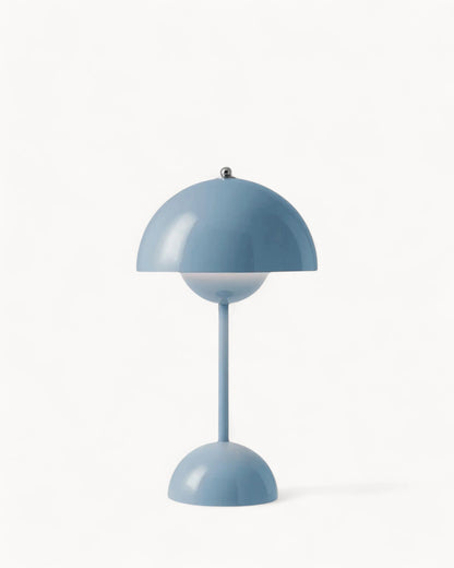 Ściemniana lampa stołowa LED o skandynawskim metalowym designie