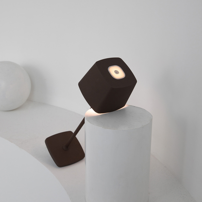 Dimbare draadloze tafellamp met aanraakbediening, aluminium- en acrylontwerp