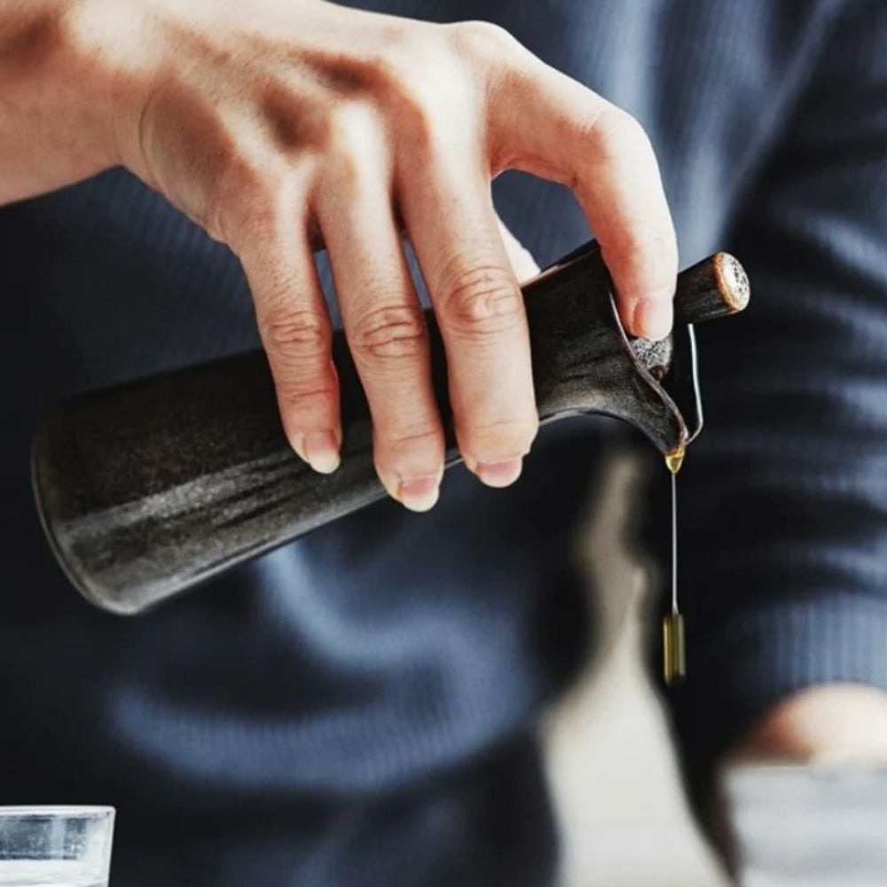 EcoPour glas olie-dispenser med drypfri tud til ren og stilfuld køkkenhældning