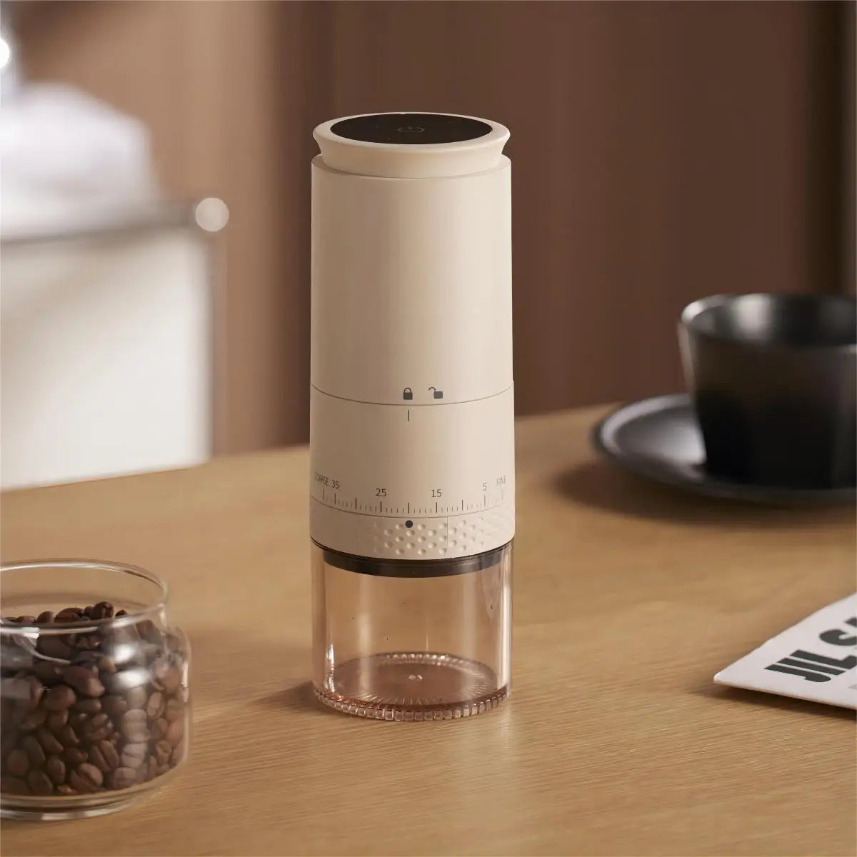 Elektrisk kaffekværn med justerbar kværn og USB genopladning