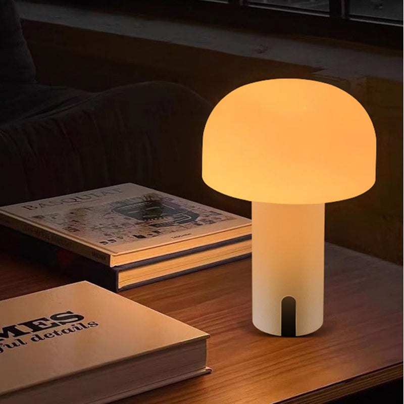 Elegante dimmbare Pilzlampe mit Touch-Steuerung und kabellosem Design