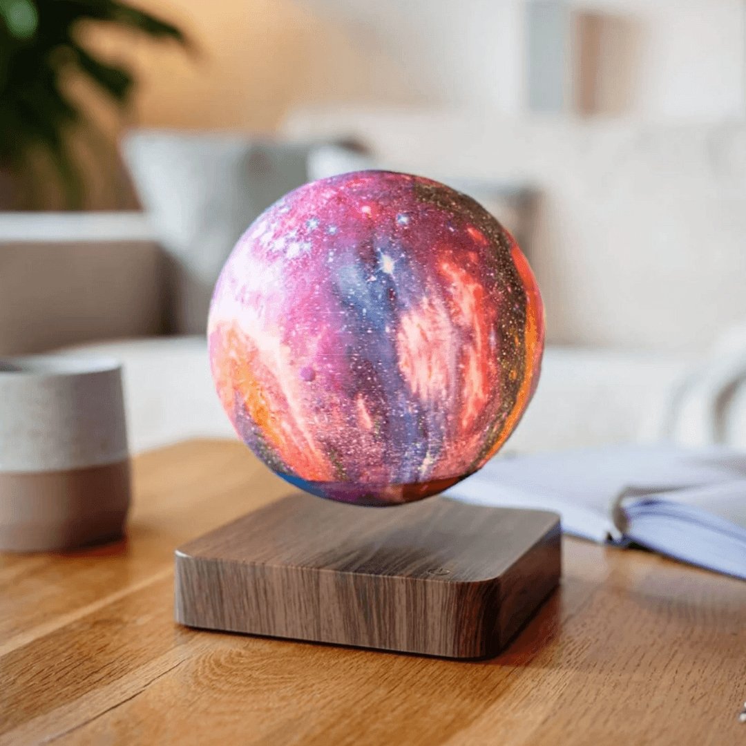 Unosząca się lampa księżyc z lewitacją magnetyczną i 16 kolorami oświetlenia