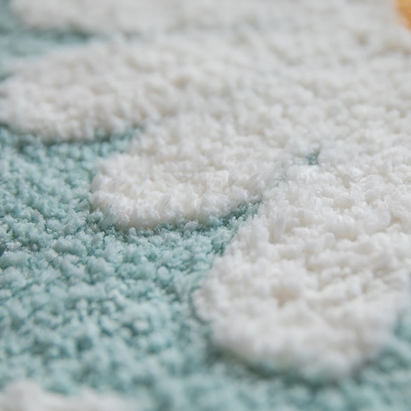 Floral Polyester Bath Mat with Soft Textured Pile and Non-Slip Backing