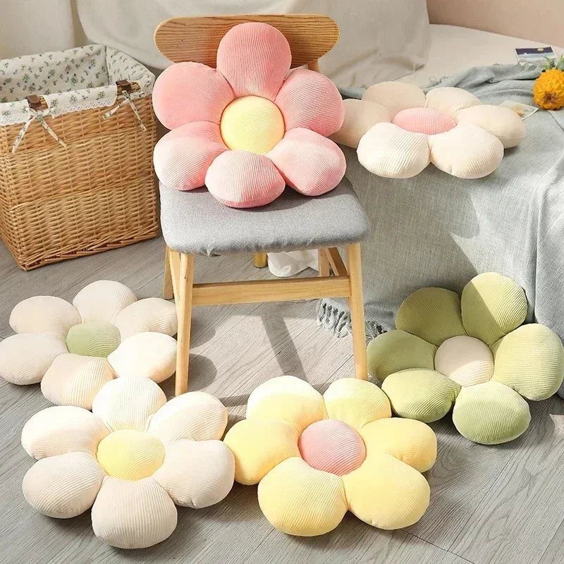 Polyester sierkussen in bloemvorm voor een stijlvol interieur