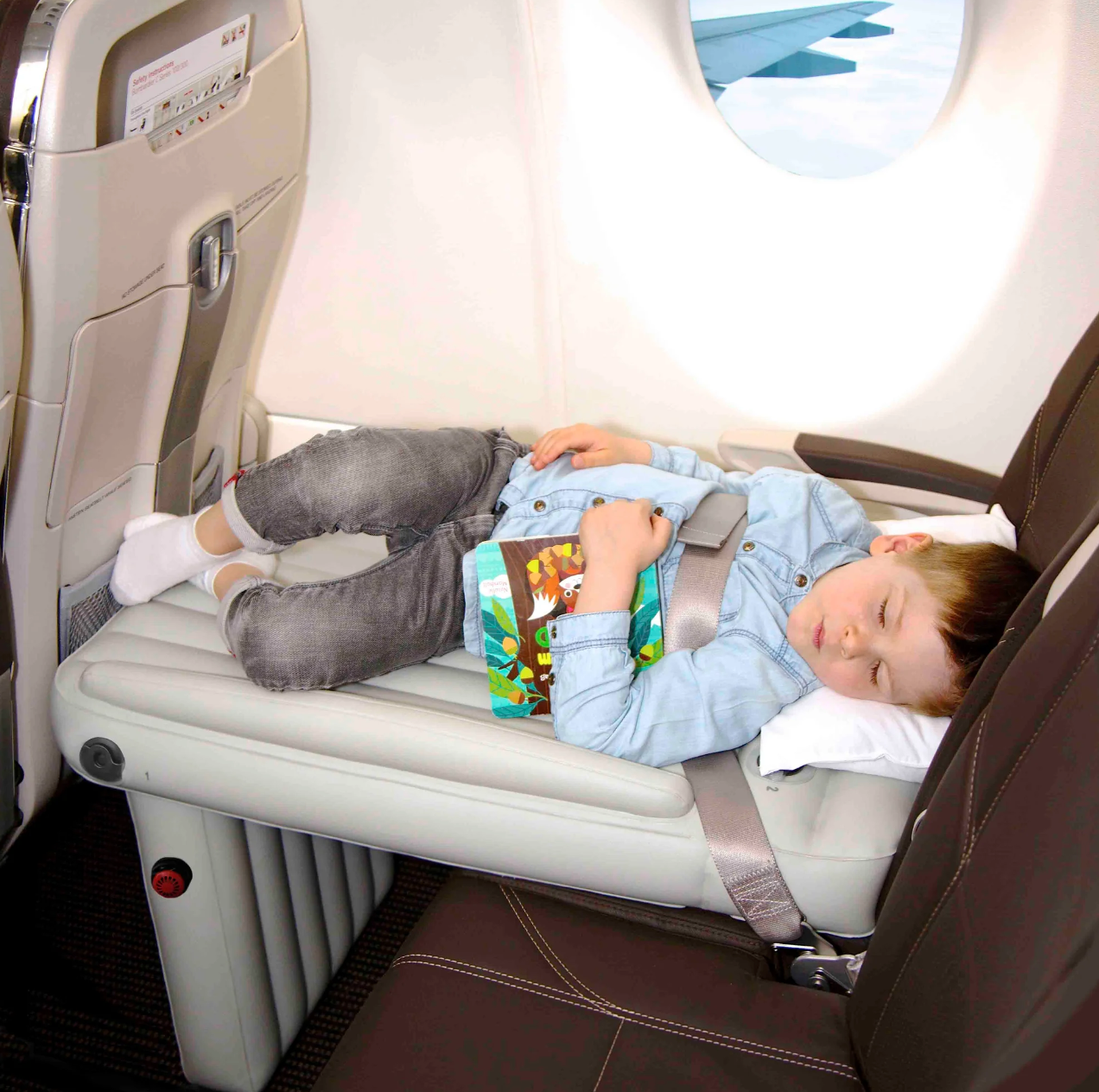FlyEase aufblasbares Flugzeugbett für Kinder – Tragbares Reisekissen zum Schlafen