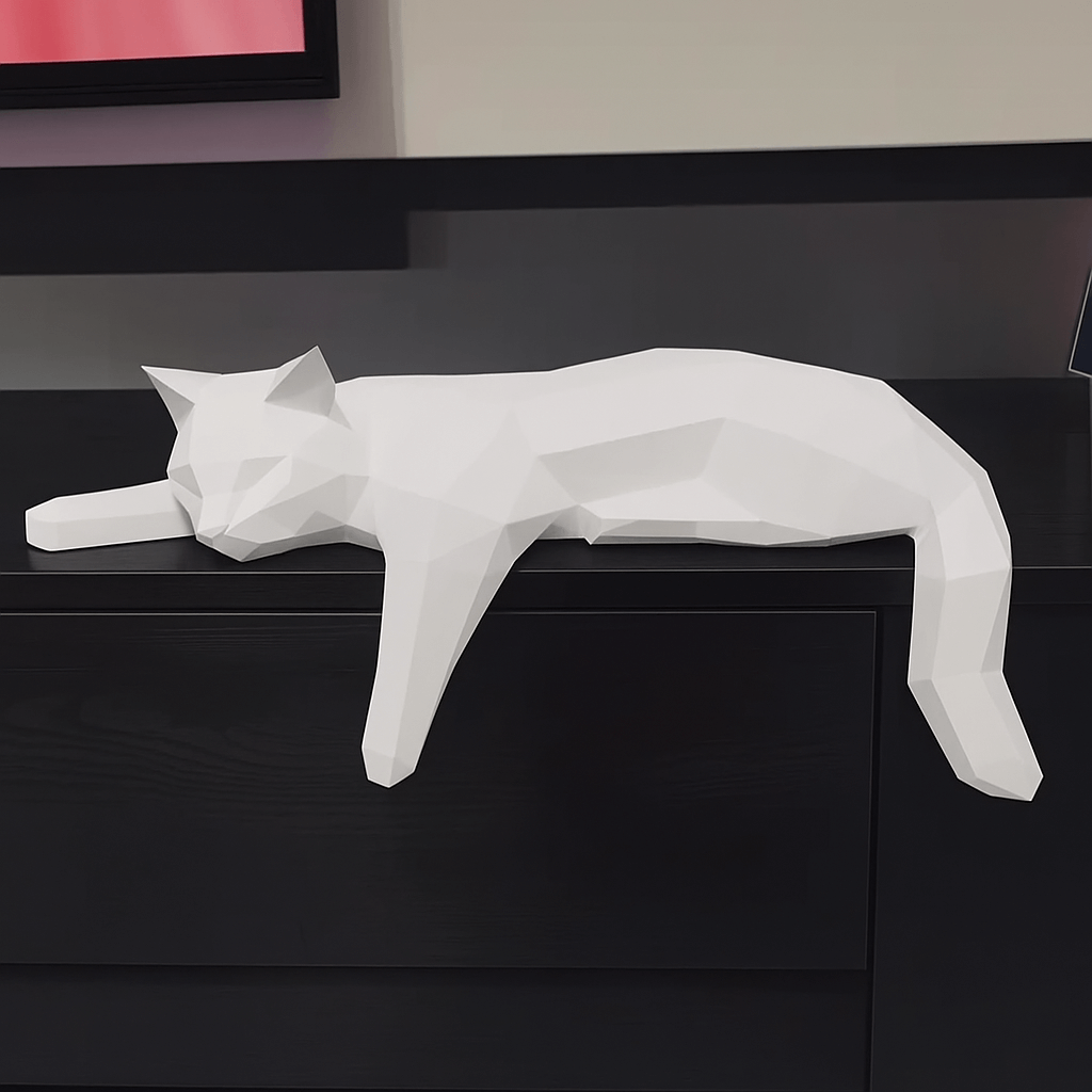 GeoCat abstrakt kattefigur med moderne og elegant design til stilfuld boligindretning