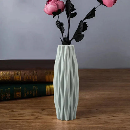 Dekorativ geometrisk vase med moderne design