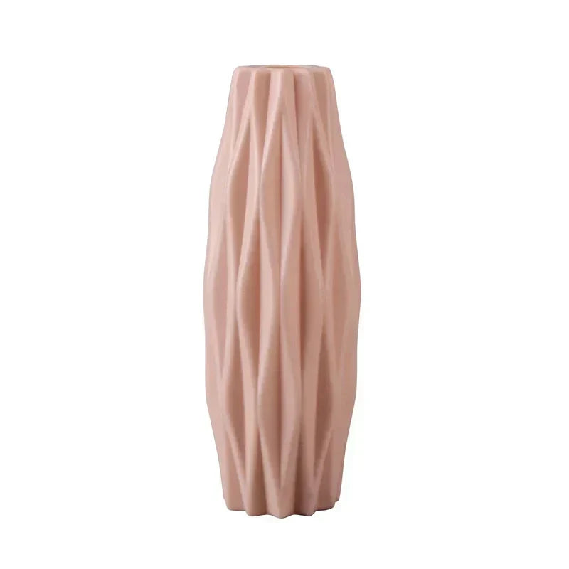 Dekorativ geometrisk vase med moderne design