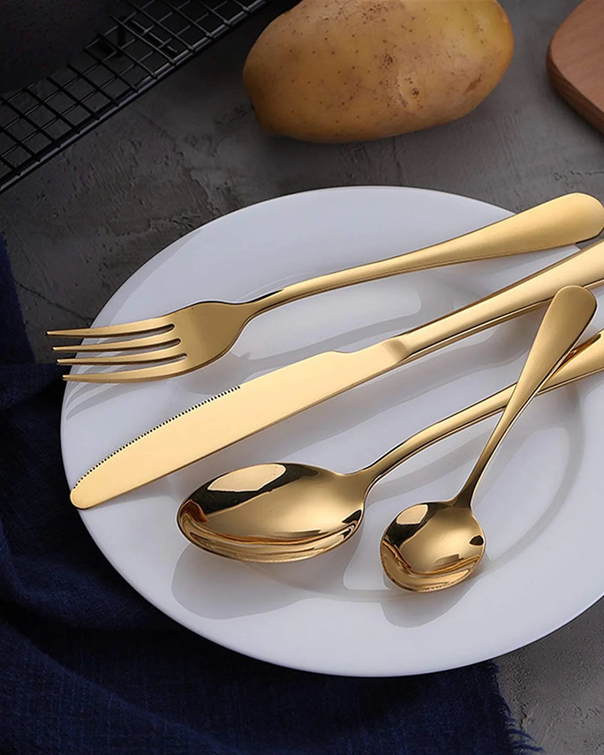 Gold Stainless Steel Cutlery Set with Refined Finish