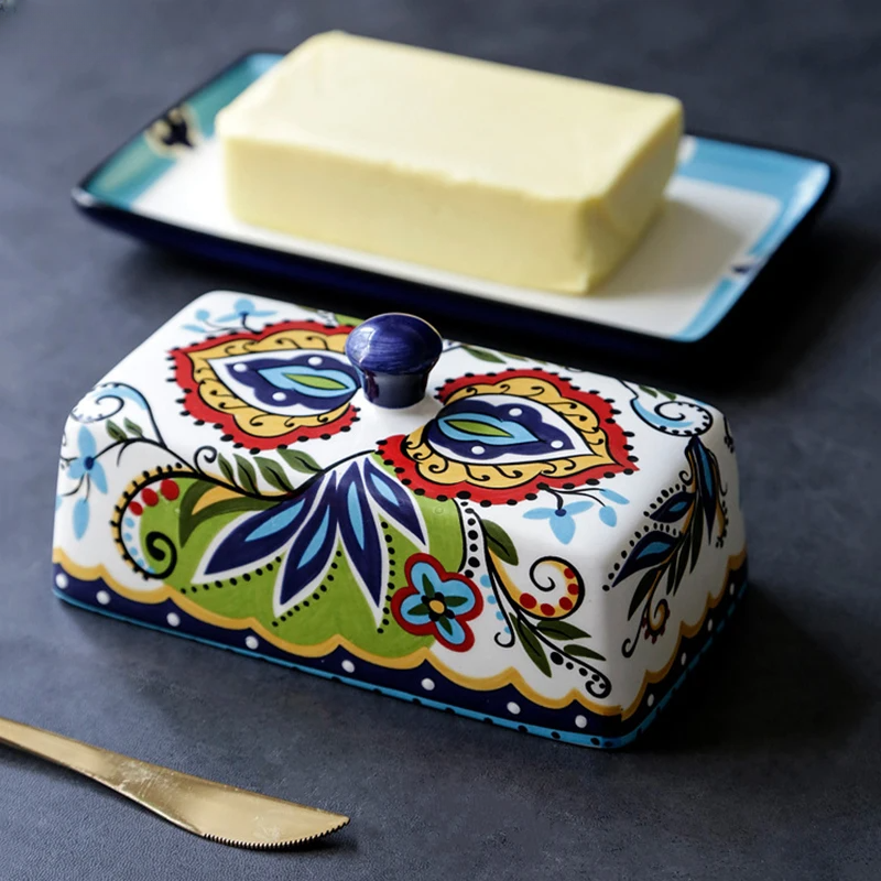 Håndmalet keramisk smørskål med traditionelt italiensk design