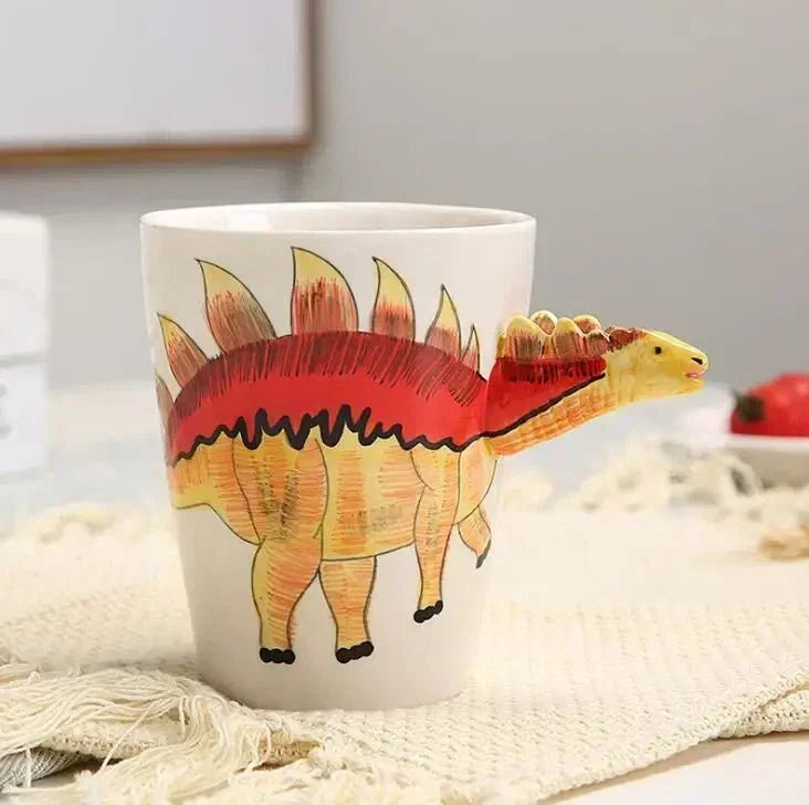 Håndmalet keramikkrus med dinosaur i 3D-design til kaffe og te