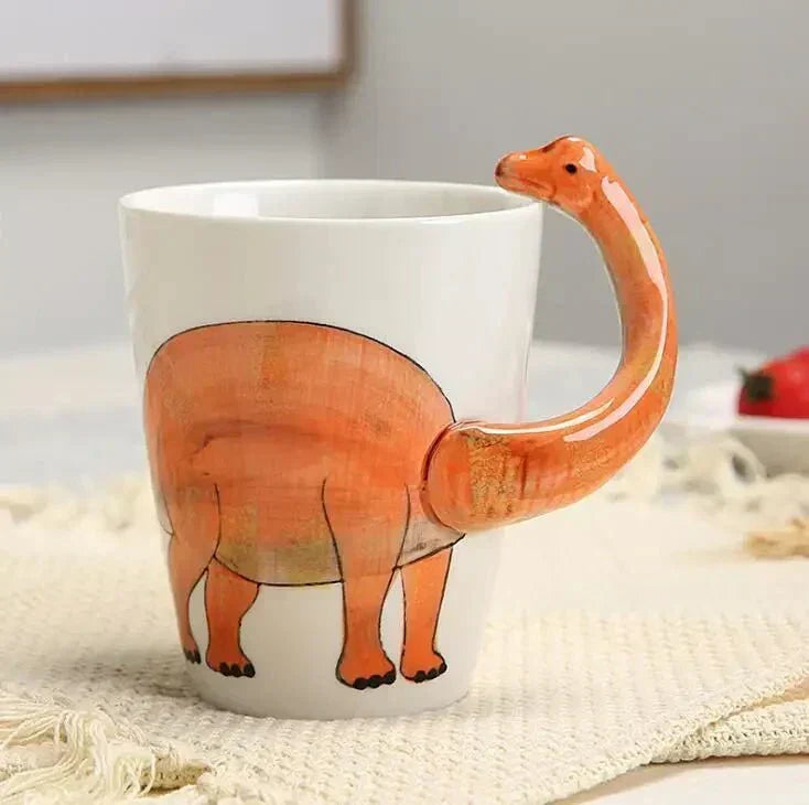 Håndmalet keramikkrus med dinosaur i 3D-design til kaffe og te
