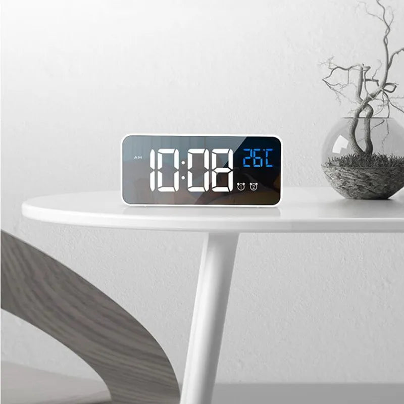 Harmonix smart LED vækkeur med musik og temperaturvisning
