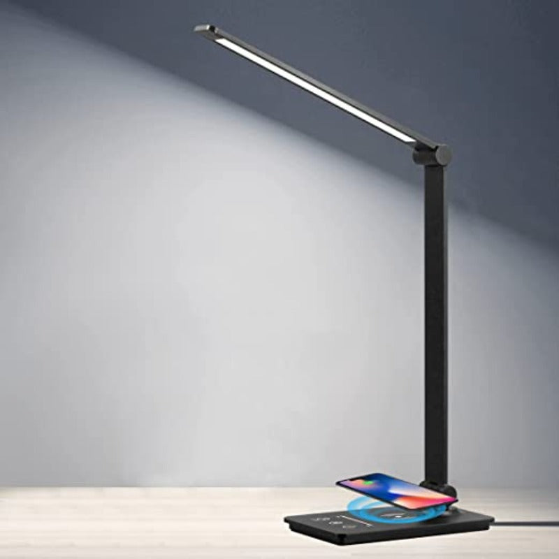 LED-skrivebordslampe med trådløs opladning, touchbetjening og justerbar belysning