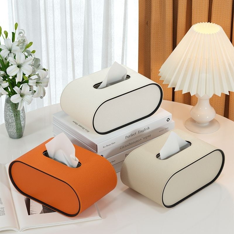 Lederhülle für Taschentuchbox mit ovalem Design und kontrastierender Paspel