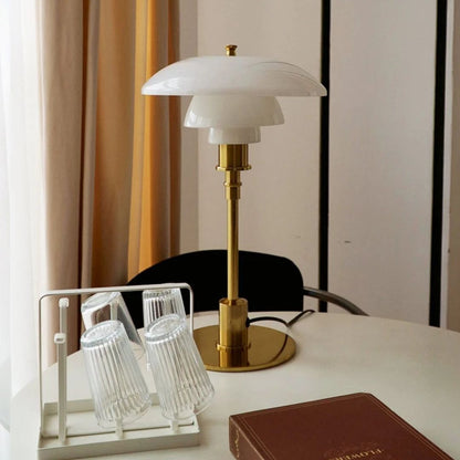Lena Nordic LED Tischlampe Skandinavische Glas-Akzentbeleuchtung
