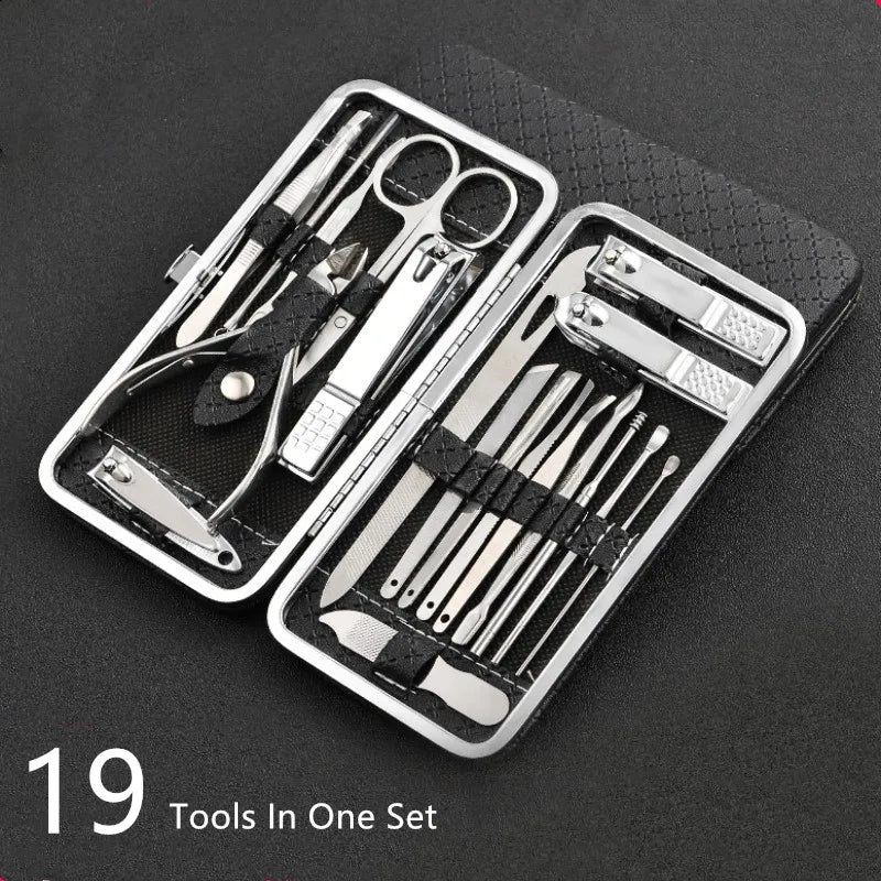 LuxeTools 19-delige manicure- en pedicureset van roestvrij staal met reisetui
