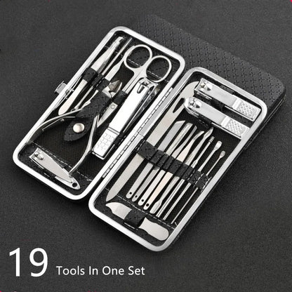 LuxeTools 19-delige manicure- en pedicureset van roestvrij staal met reisetui