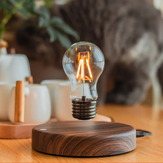 Magnetisk svævende LED-lampe med 360-graders rotation