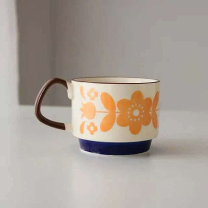 Keramikkopper til kaffe i midcentury-stil med retro mønstre