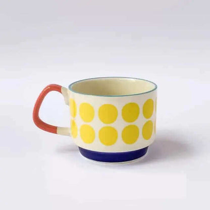 Keramikkopper til kaffe i midcentury-stil med retro mønstre