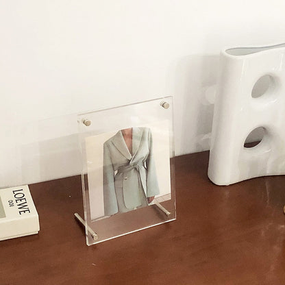 Minimalistische fotolijst van acryl met zwevend weergave-effect