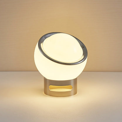 Minimalistisk Bauhaus-bordlampe med opalglasskærm og varmt LED-lys