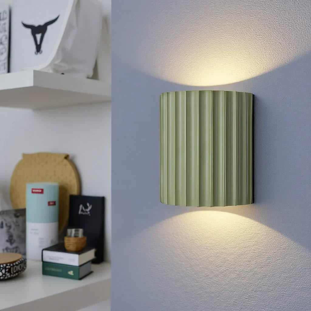 Minimalistische LED wandlamp met op- en neerwaartse sfeerverlichting