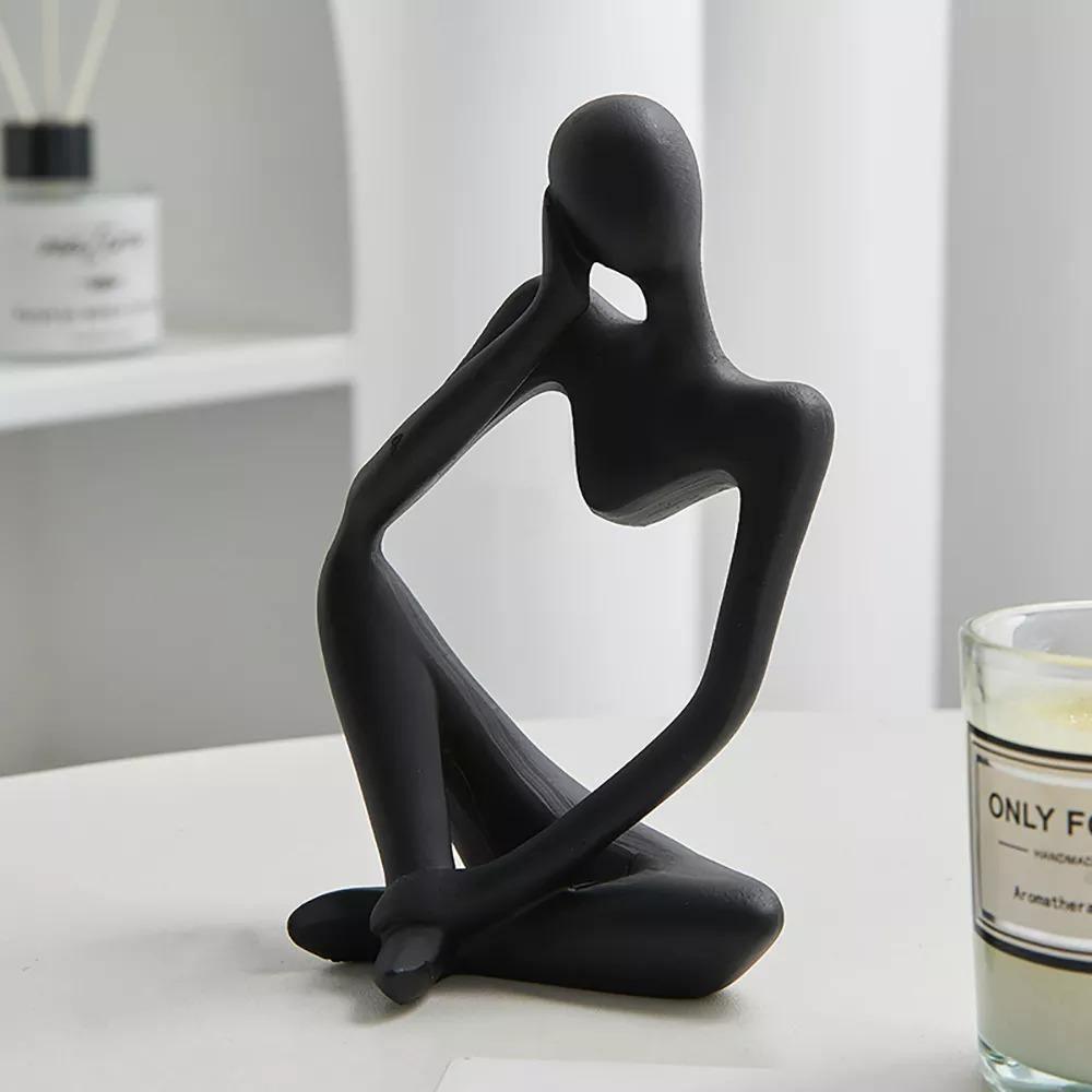 Minimalistisk tænker-skulptur med moderne design