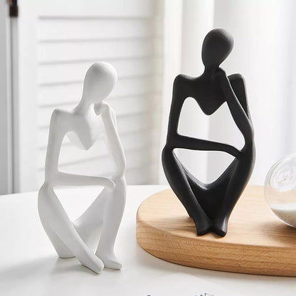 Minimalistisk tænker-skulptur med moderne design