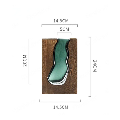 Minimalistisk vase i træ og klart glas med skandinavisk-inspireret design