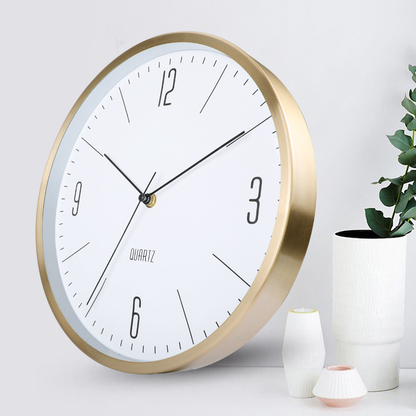 Minimalistische houten stille wandklok