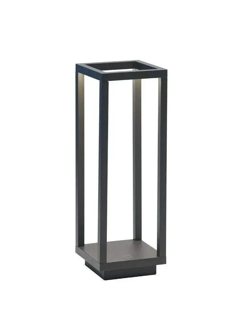 Moderne LED-bordlampe i aluminium – genopladelig berøringsstyret lampe med tre lysstyrkeniveauer