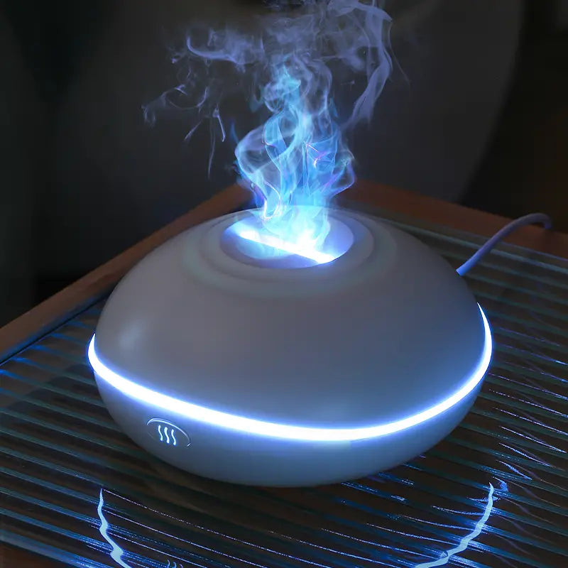 Moderner Aromadiffusor mit Flammeneffekt und Ultraschall-Kaltnebel