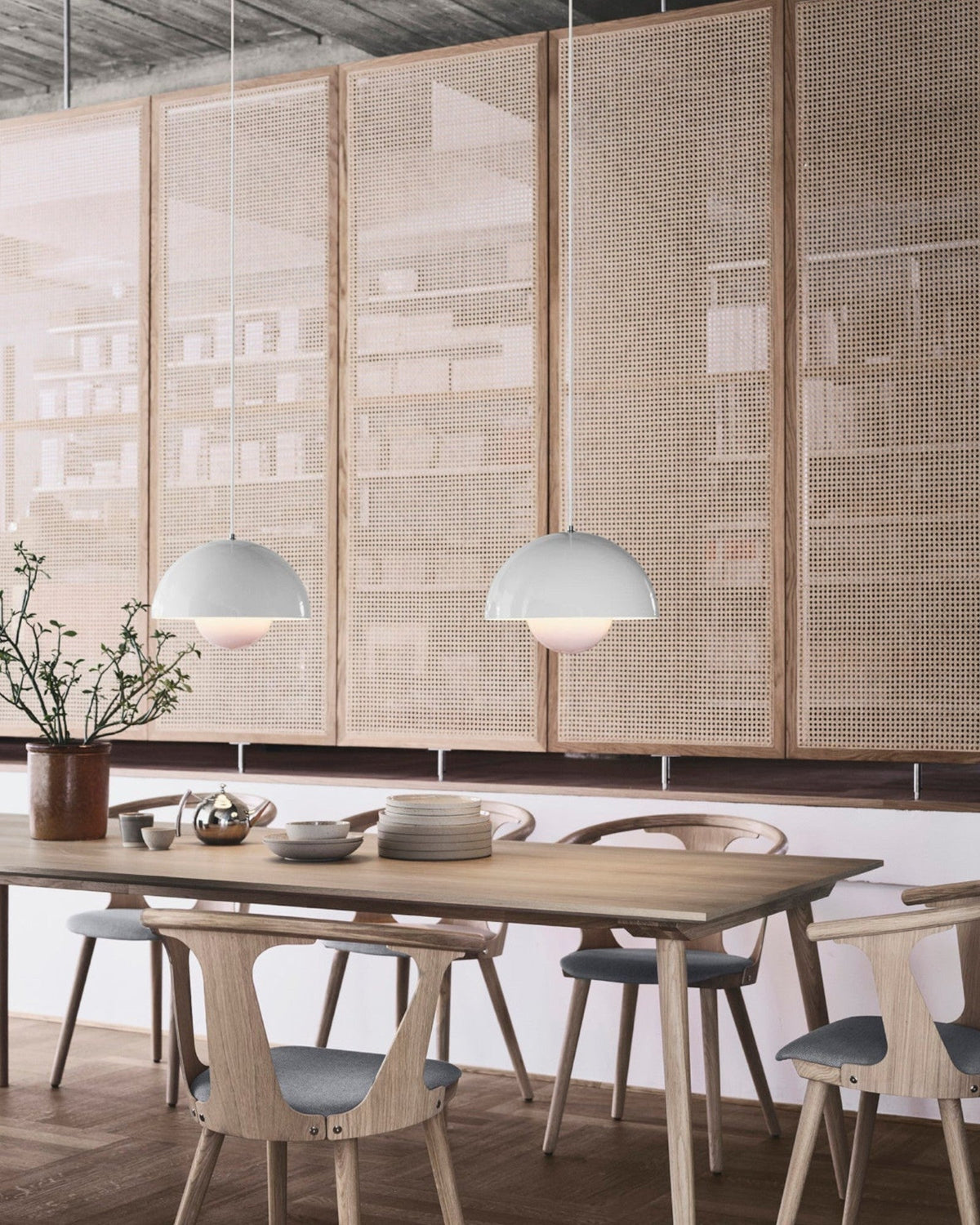 Moderne hangende plafondlamp met verstelbare kabel en warmwit licht van 3000K