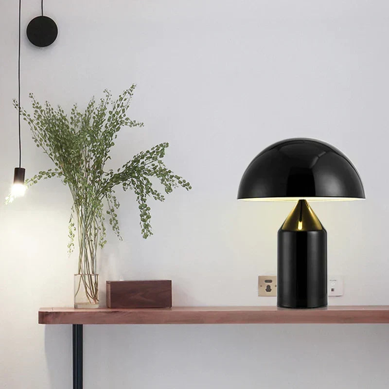 Moderne Pilz-Tischlampe mit dimmbarer LED-Beleuchtung und Touch-Steuerung