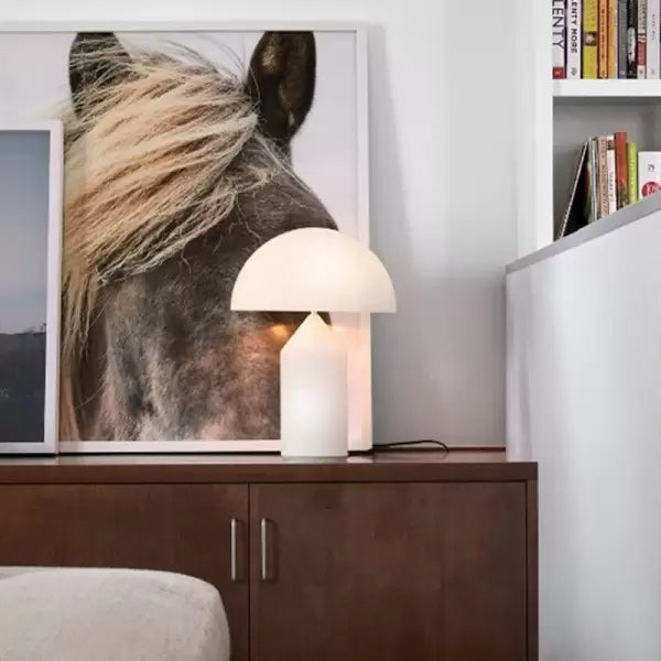 Moderne Pilz-Tischlampe mit dimmbarer LED-Beleuchtung und Touch-Steuerung